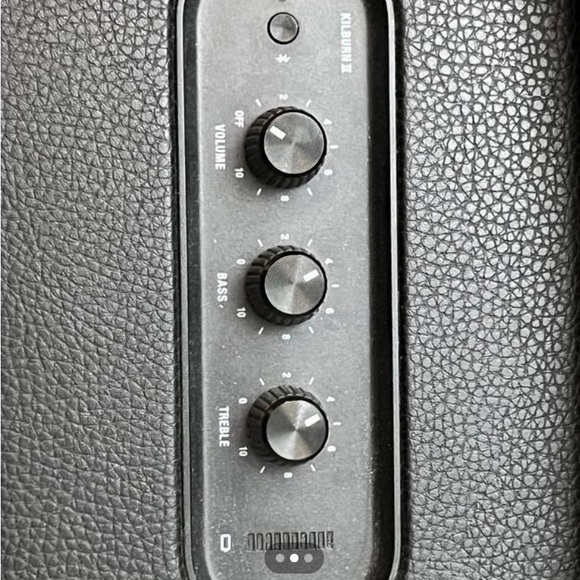 Marshall bluetooth speaker - Picture 2 of 3